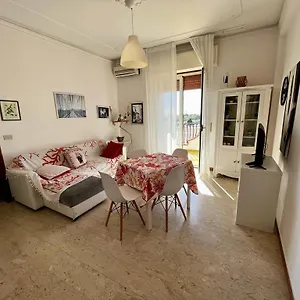 https://giardini-tao-daniele.sicilyhotelsitaly.net