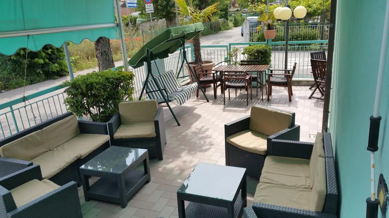 Hotel Savina Rimini 3*,
